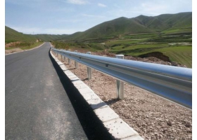 公路波形護(hù)欄工程