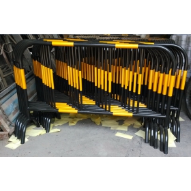鐵馬圍欄廠(chǎng)家_道路圍欄批發(fā)_施工護(hù)欄廠(chǎng)家_價(jià)格