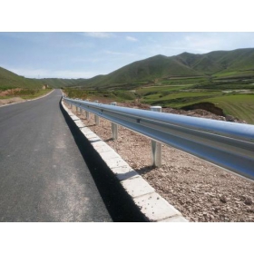 公路波形護欄工程